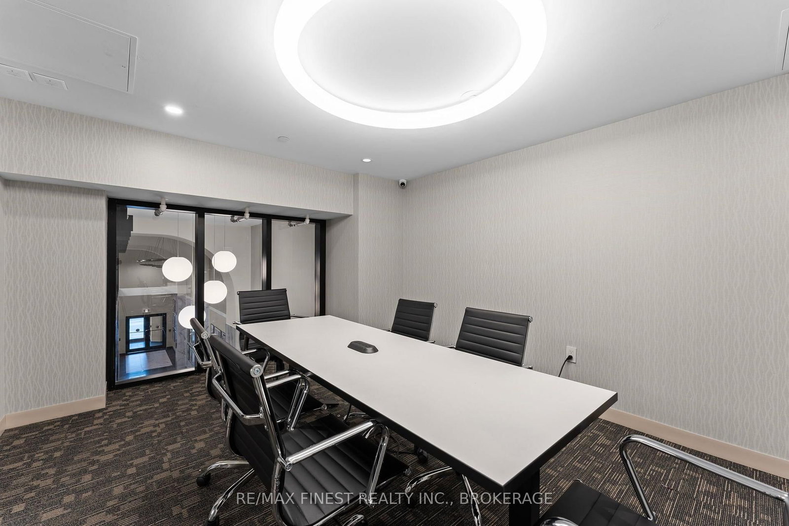 223 PRINCESS Street, Unit 801 - Photo 40