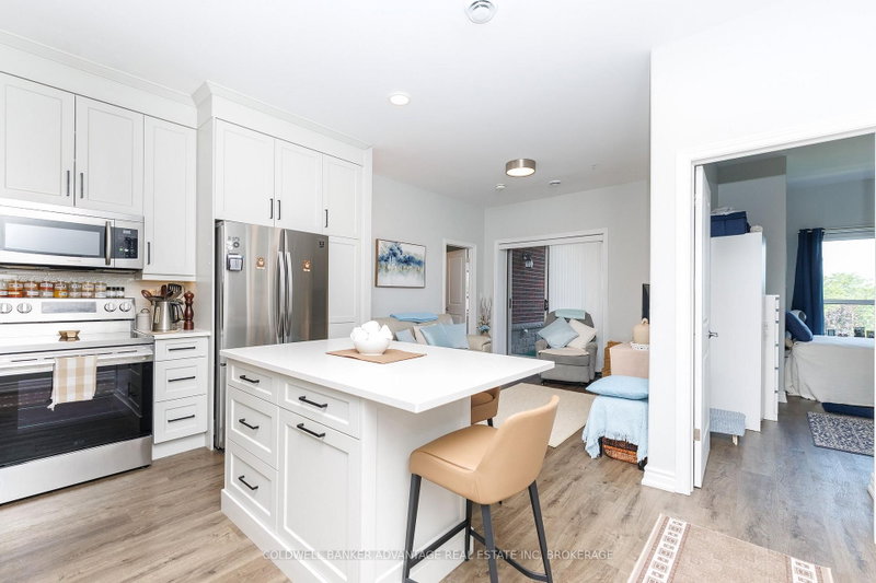 306 - 529 South Pelham Road