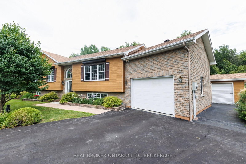 3213 Dornie Road