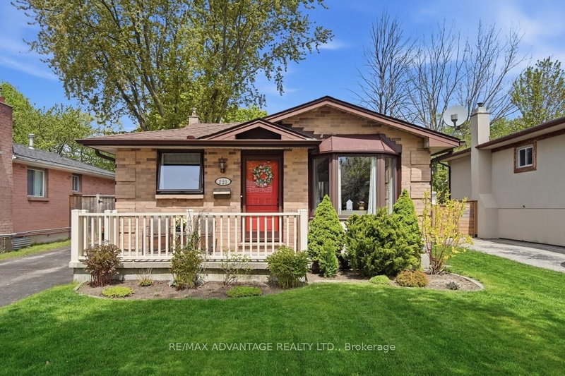 223 Ardsley Crescent