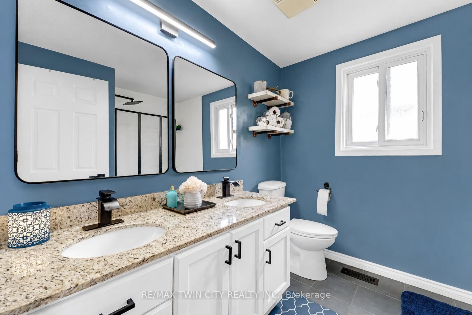 925 Copper Leaf Crescent • Kitchener, ON photo 27