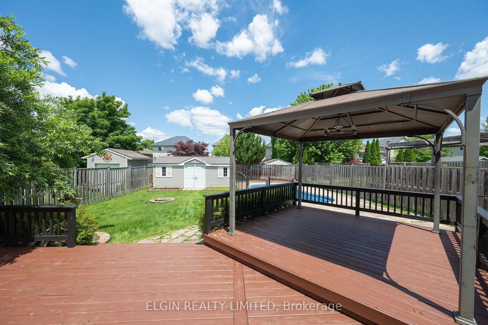 11 Kensington Court • St. Thomas, ON photo 28