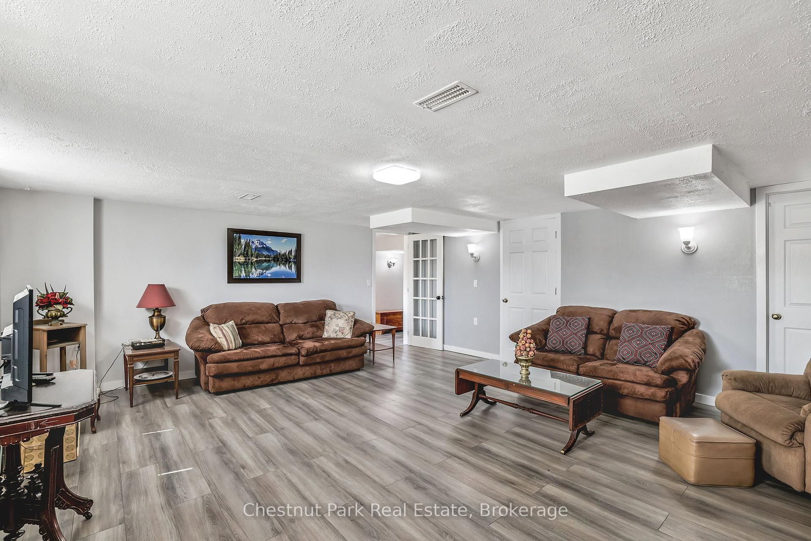 384 Urstadt Street • Georgian Bluffs, ON photo 24