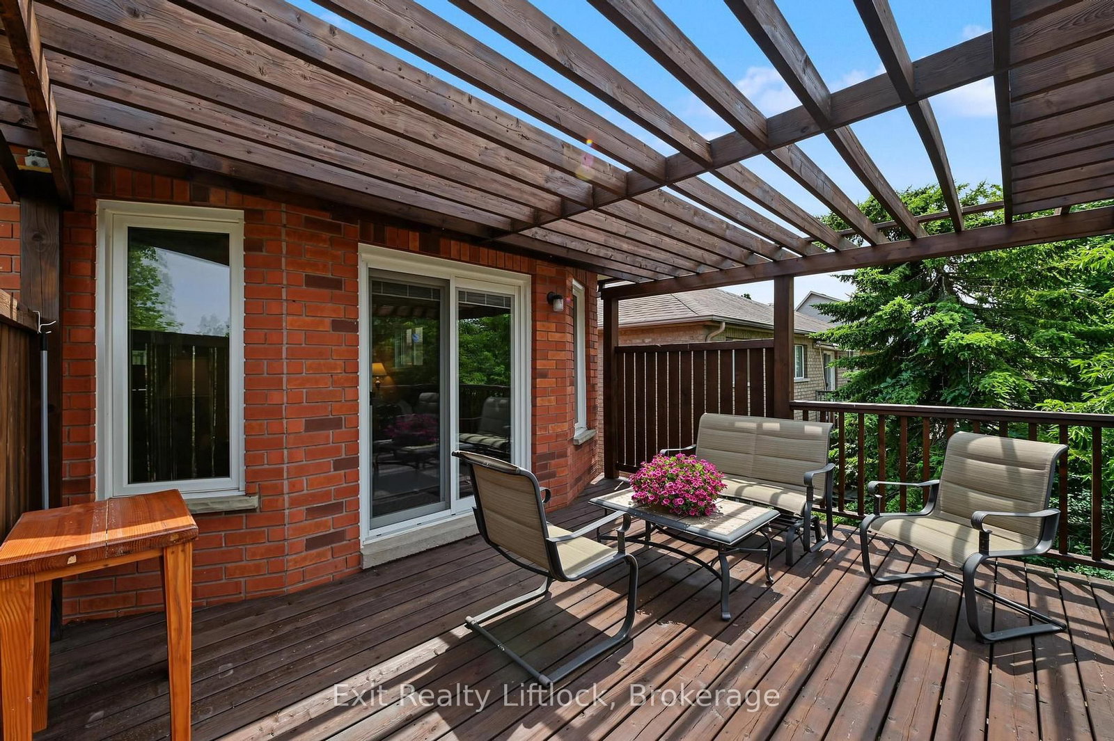 2522 Marsdale Drive • Peterborough, ON photo 37