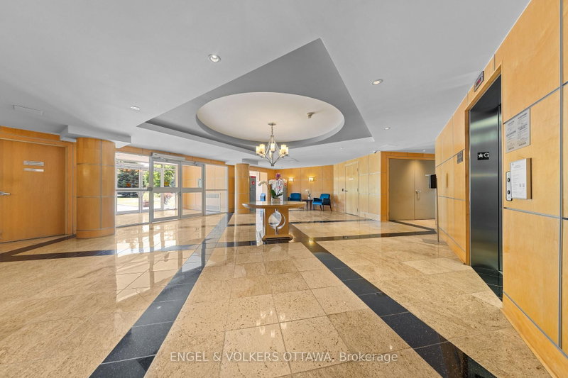 205 Bolton St photo 4