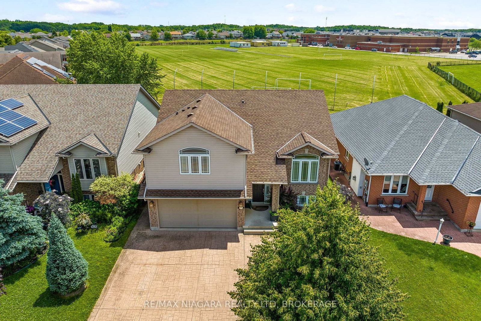 7040 St Michael Avenue • Niagara Falls, ON photo 39