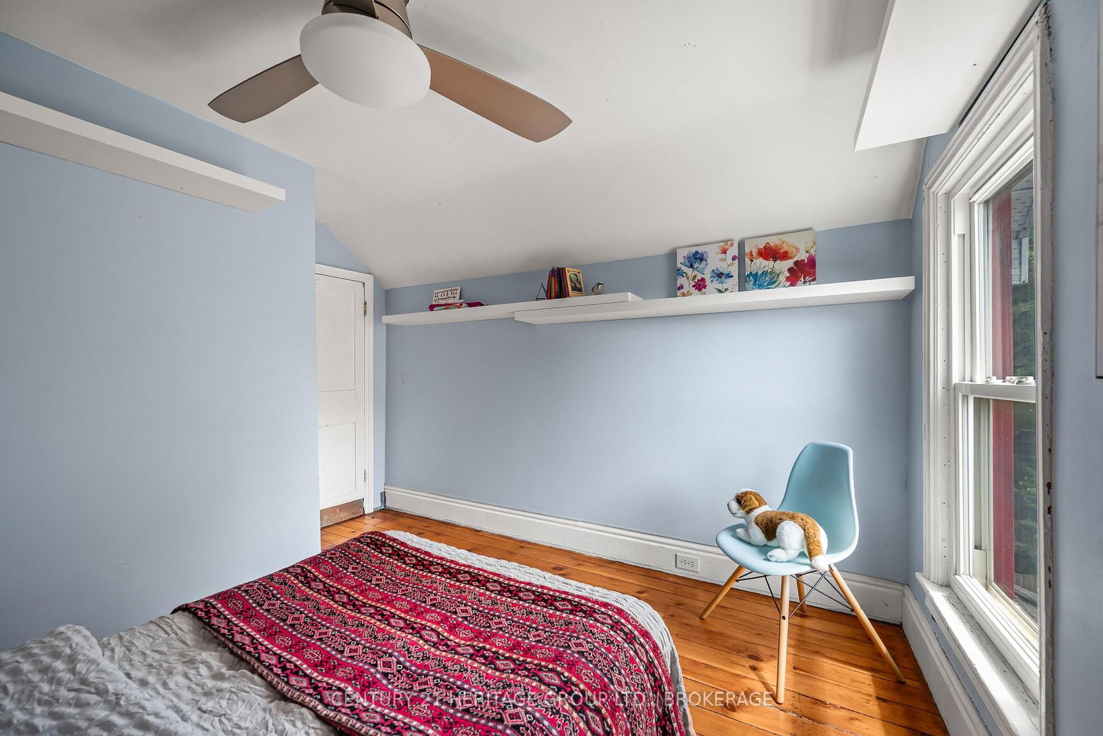 18 Pine Street • Kingston, ON photo 4