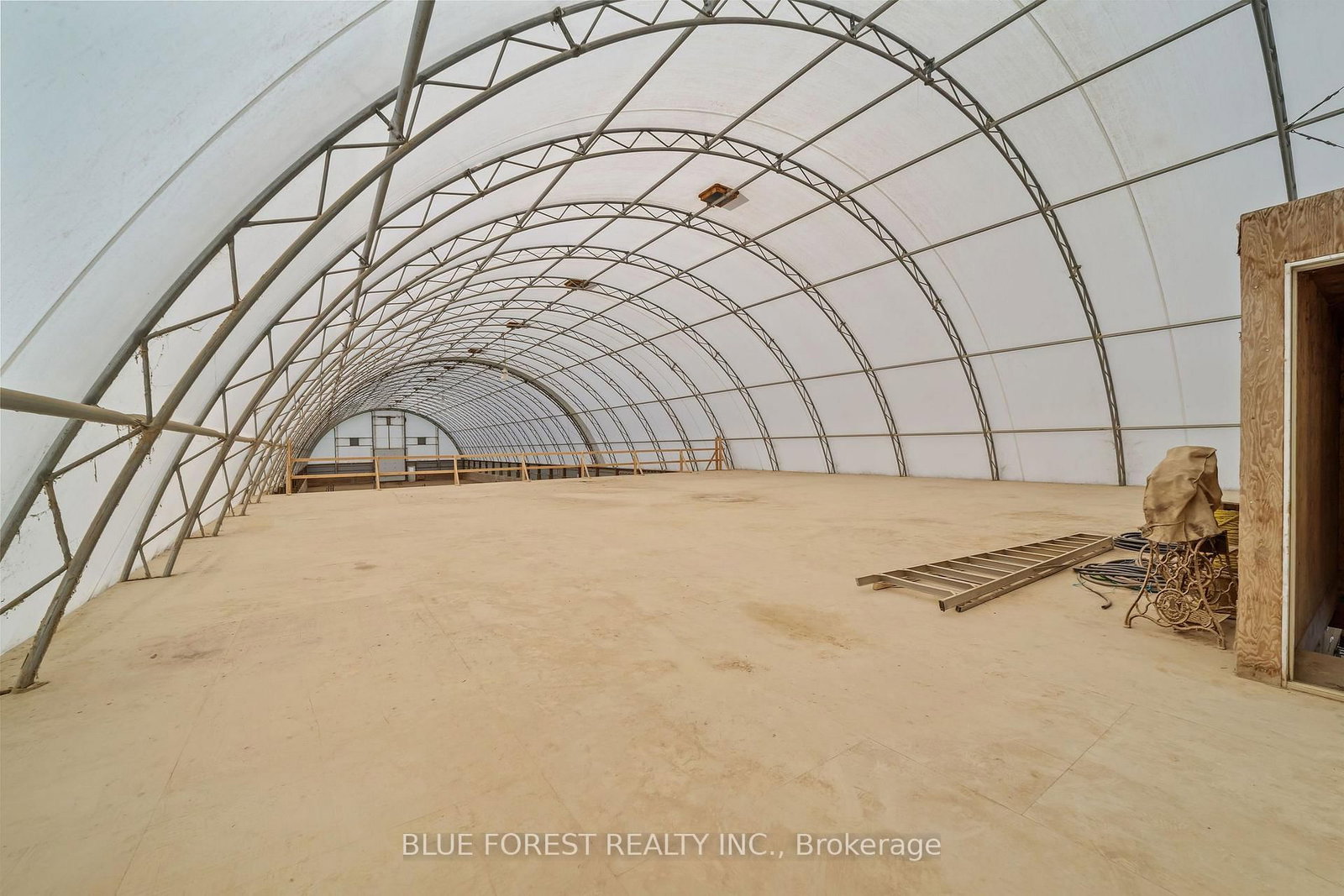 12798 EIGHT MILE Road • Middlesex Centre, ON photo 25