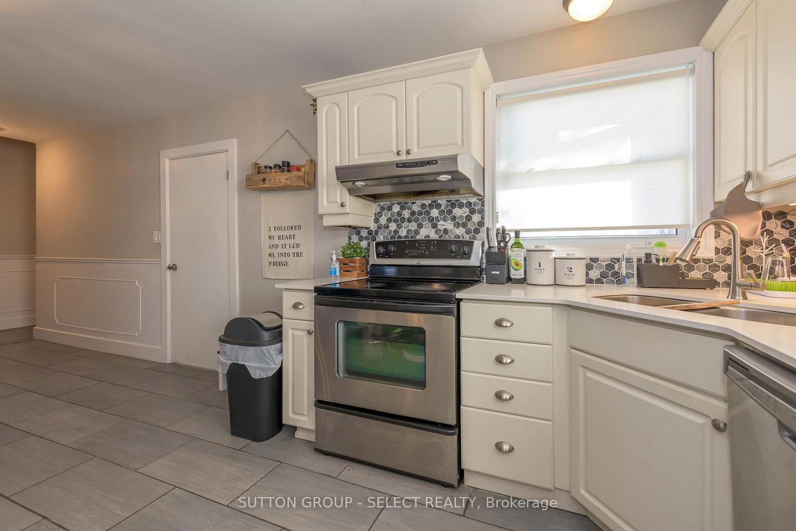 1566 Nairn Avenue • London East, ON photo 5