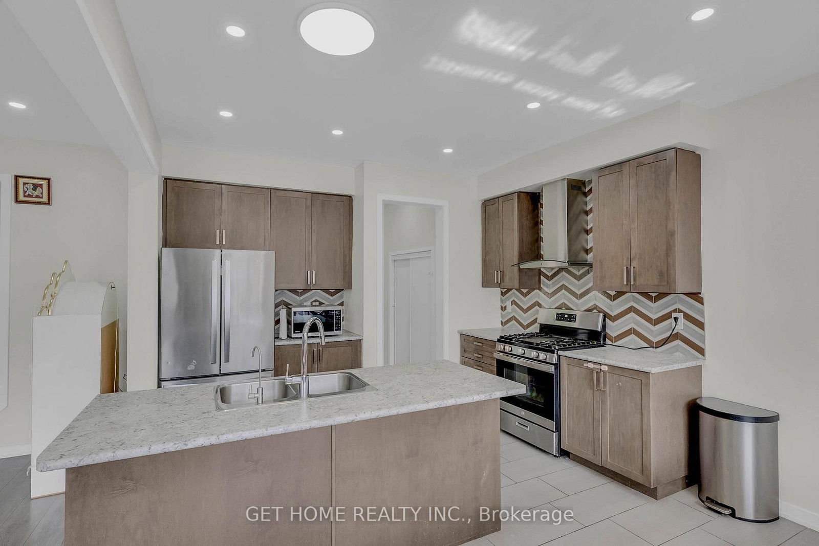 22 Kelso Drive • Haldimand, ON photo 13