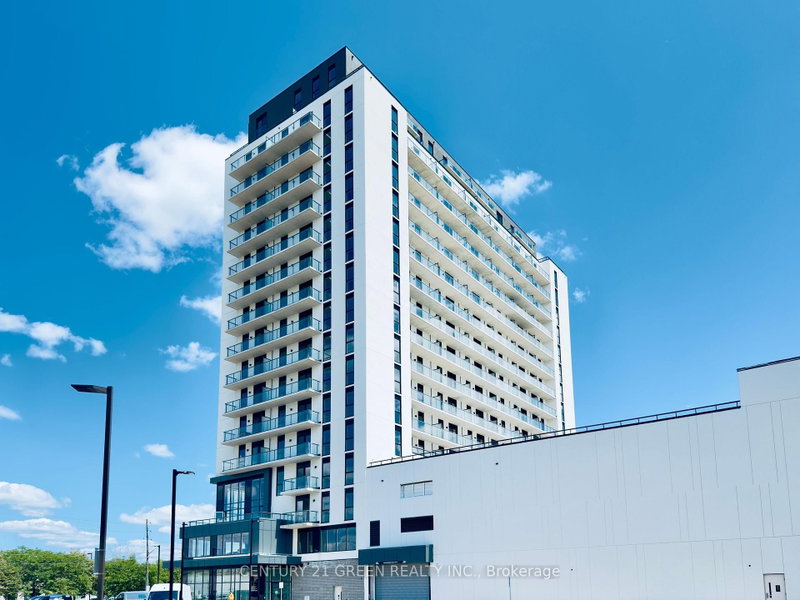 1705 - 33 Erie Avenue