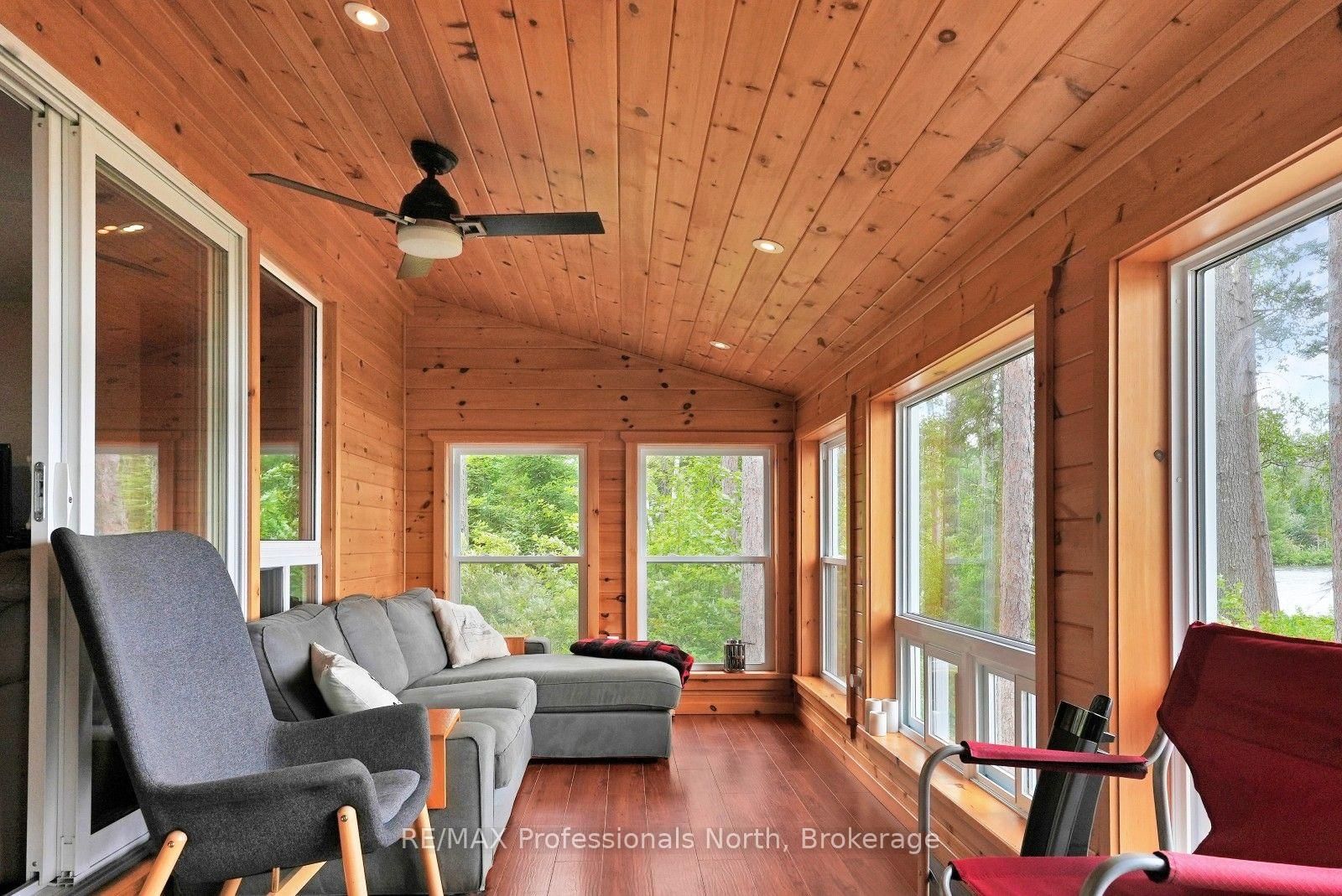1053 Cheerful Lane • Dysart et al, ON photo 10