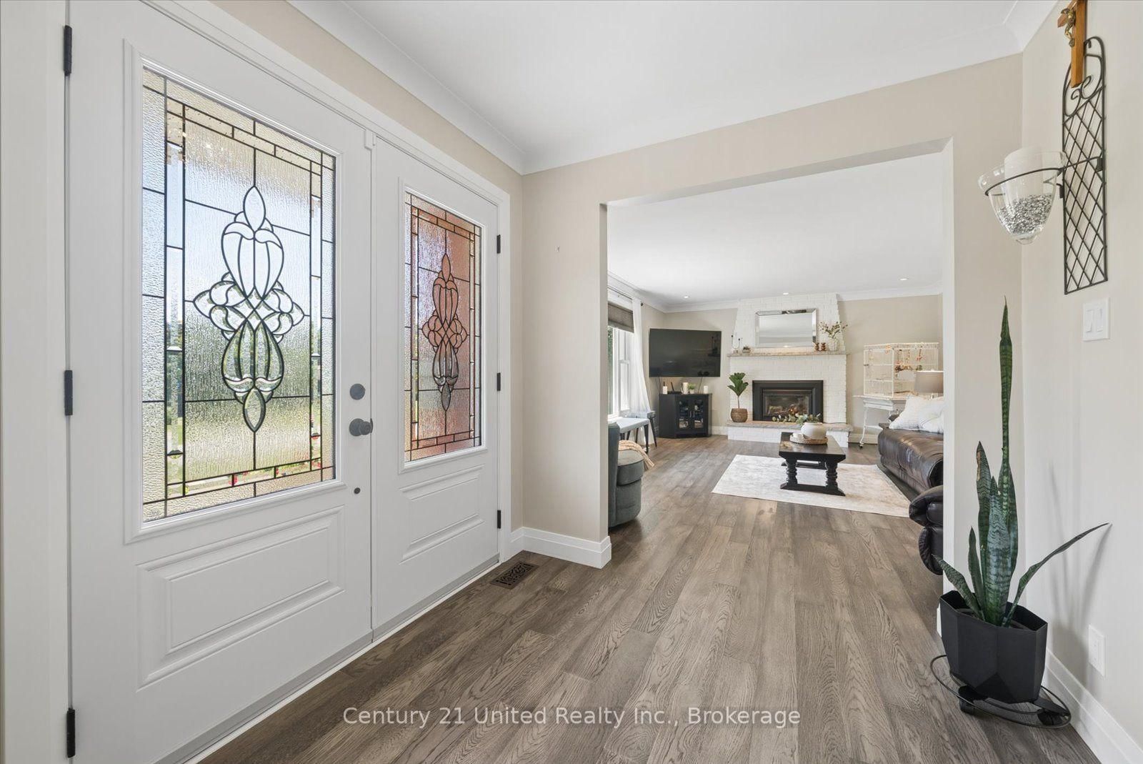 940 Cavan Wood Drive • Cavan Monaghan, ON photo 5