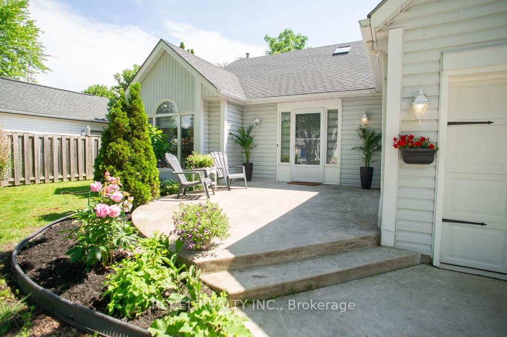 61 Leslie Avenue • Norfolk, ON photo 5