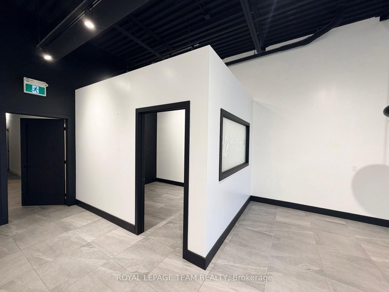 60 Elgin St W photo 5