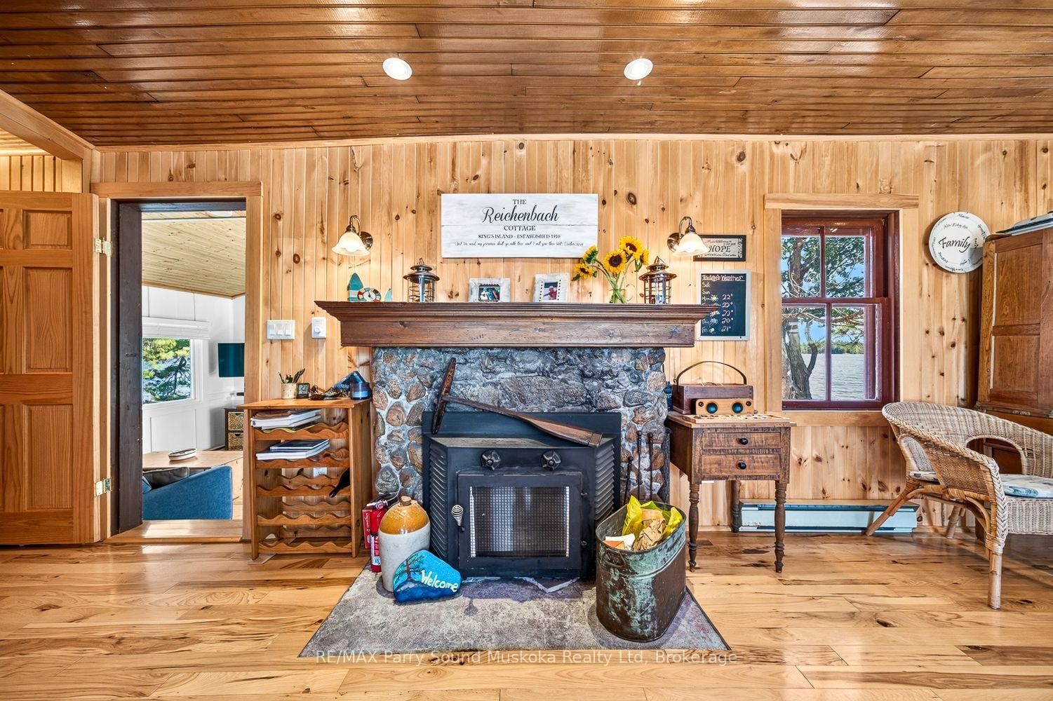 0 ISLAND DB71 • The Archipelago, ON photo 20