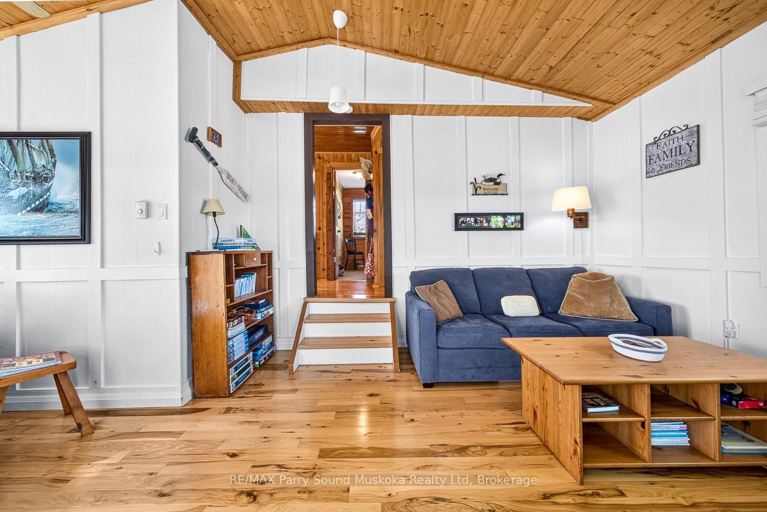 0 ISLAND DB71 • The Archipelago, ON photo 21
