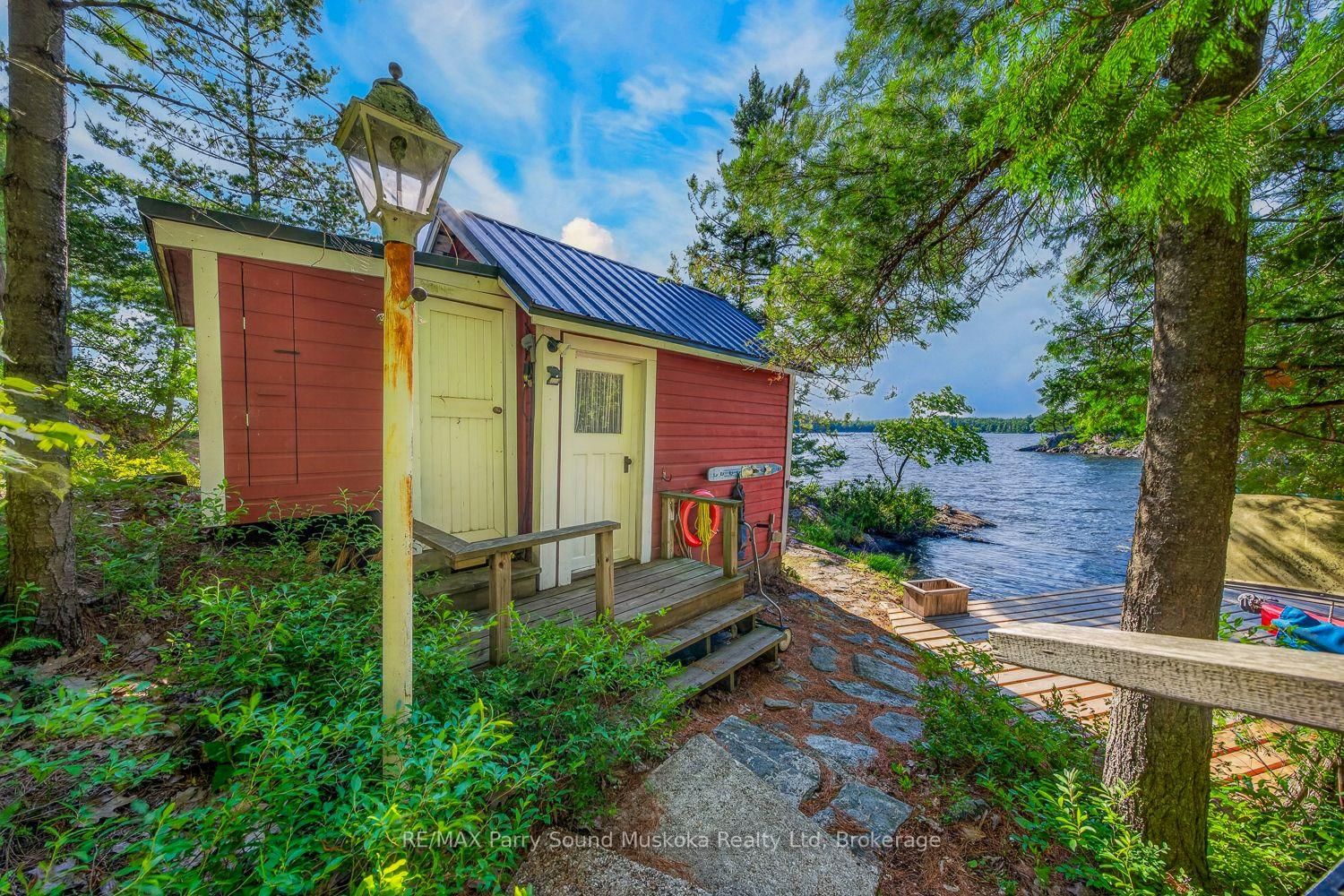 0 ISLAND DB71 • The Archipelago, ON photo 42