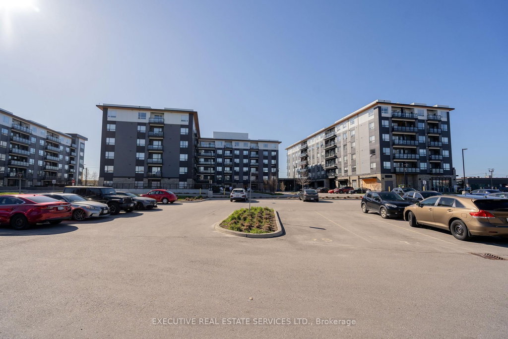 322 - 251 Northfield Drive E 4