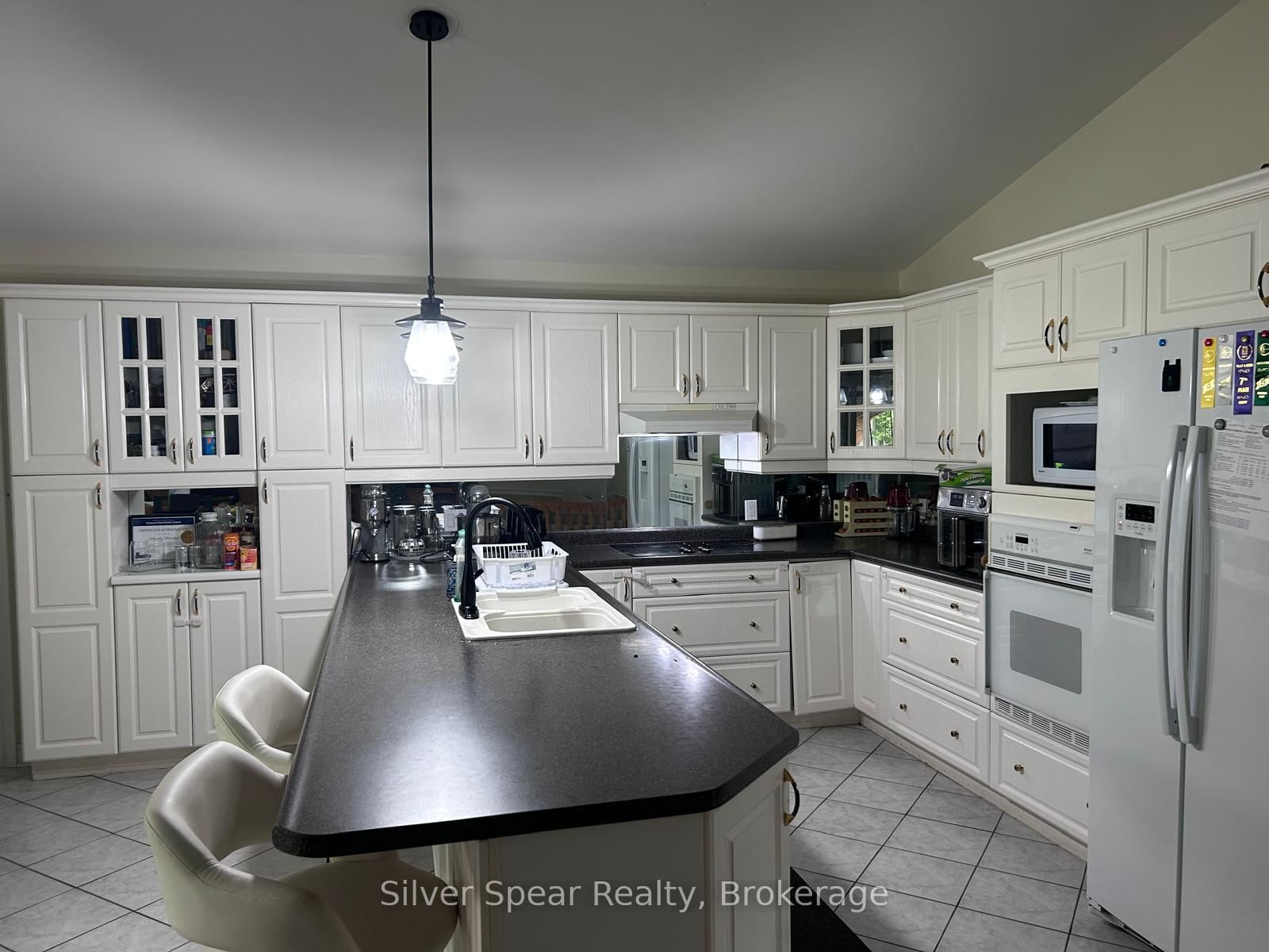7594 Canterbury Crescent, Niagara Falls 5