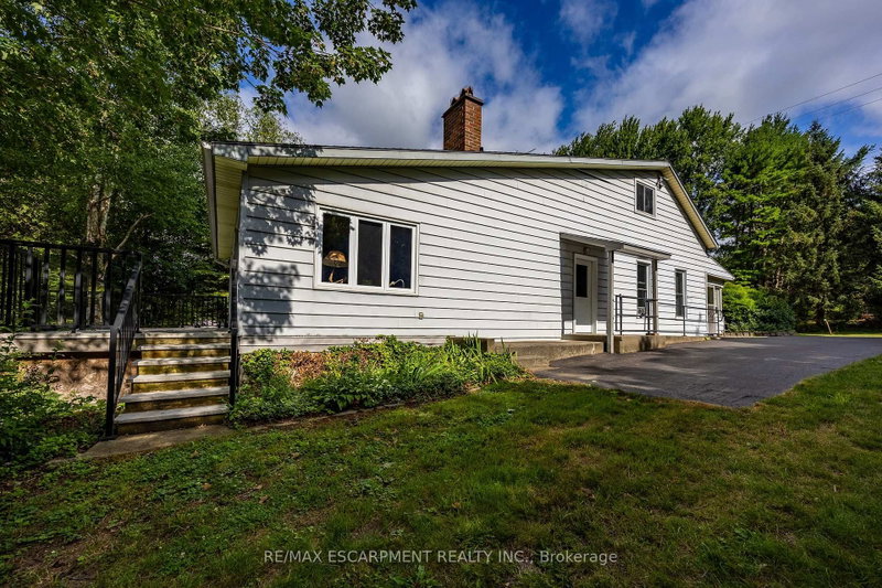 2312 Front Road