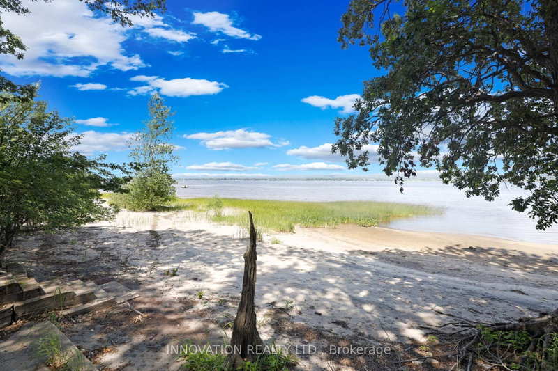 672 Bayview Drive