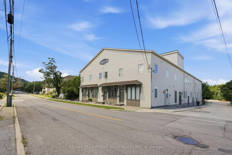 7 - 49 Ontario Street