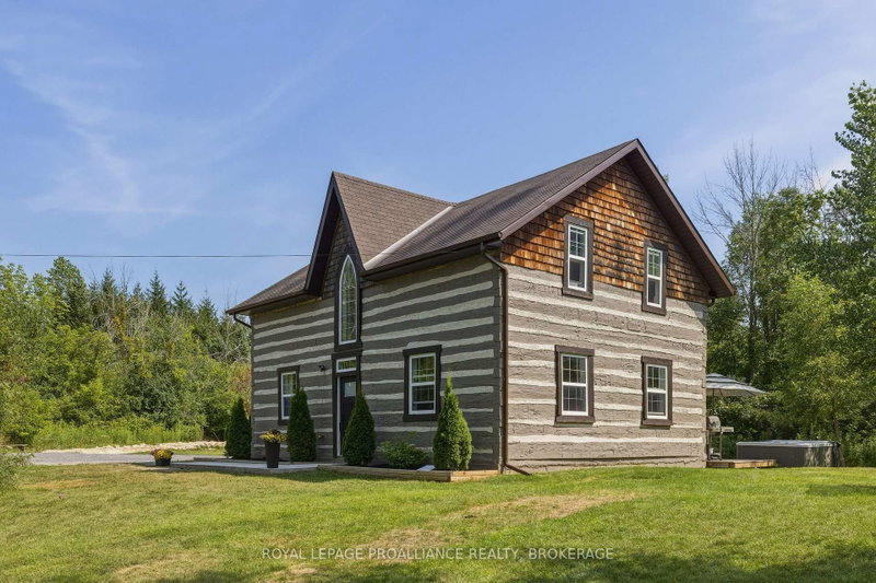 418 Highway 32