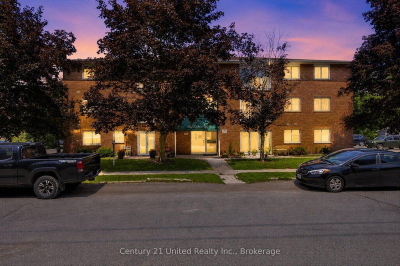 201 - 136 Ware Street