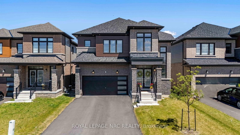 66 Sunflower Crescent