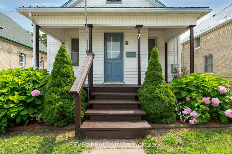 7 Maple Street