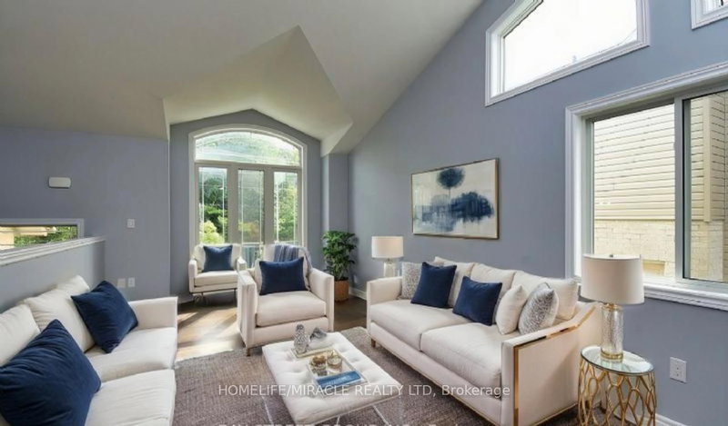 Upper - 7733 Oldfield Road