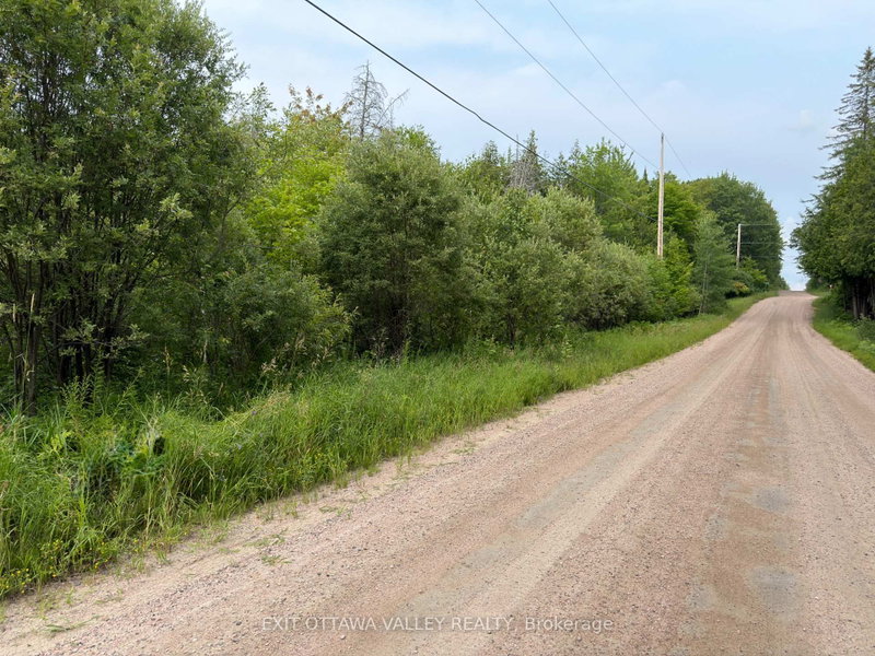 942 O'Grady Settlement Road