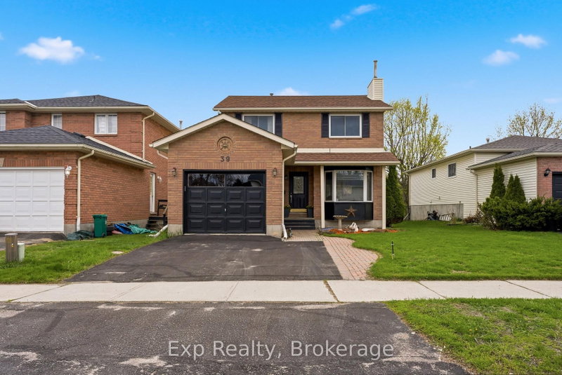 39 Sherwood Crescent