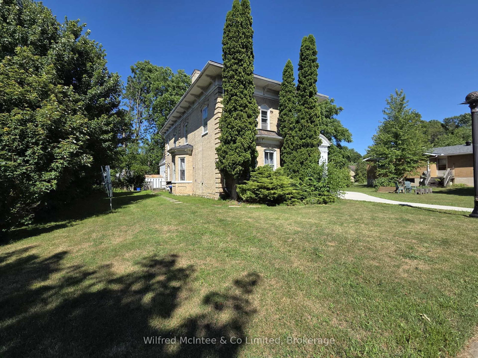 Listing Image 3