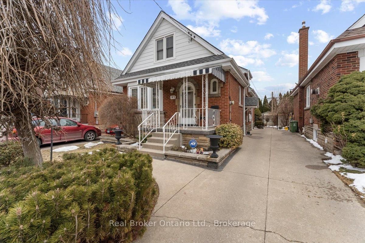 Listing Image 3