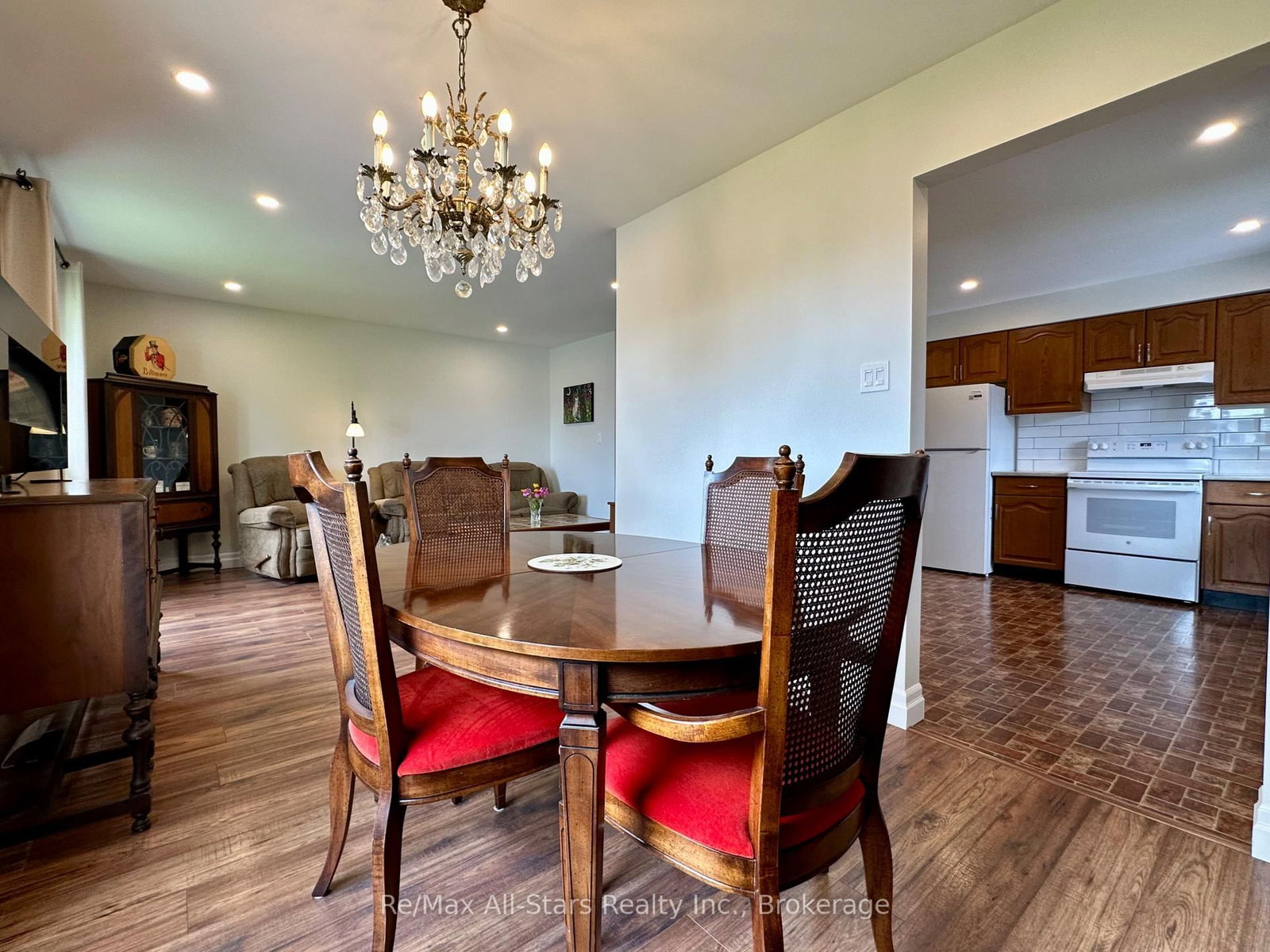 59 Jane Street • Kawartha Lakes, ON photo 8
