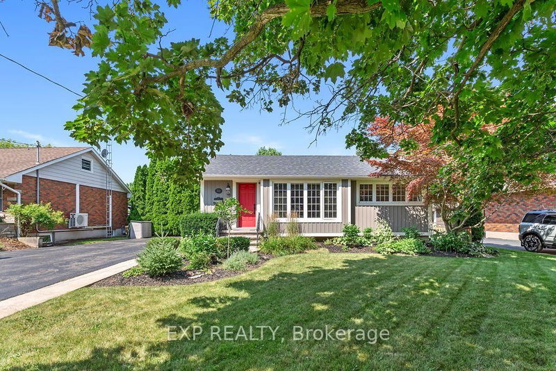 38 Albany Drive