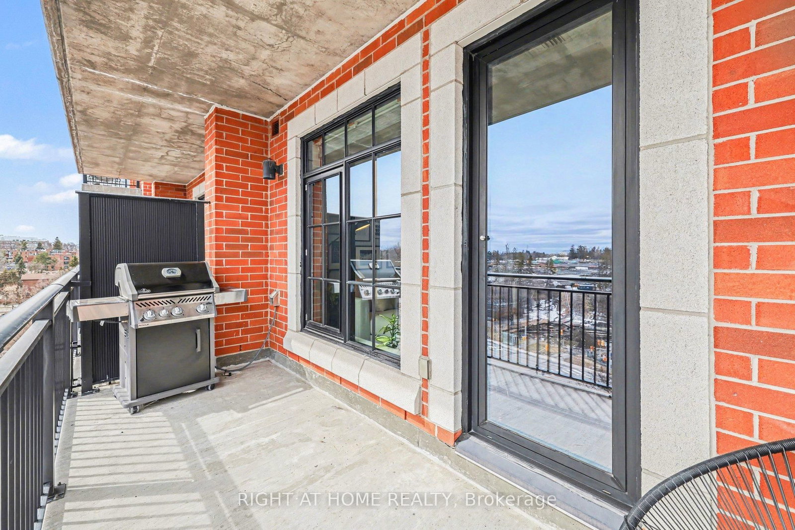 330 S Loretta Avenue • #810 • Ottawa, ON photo 21