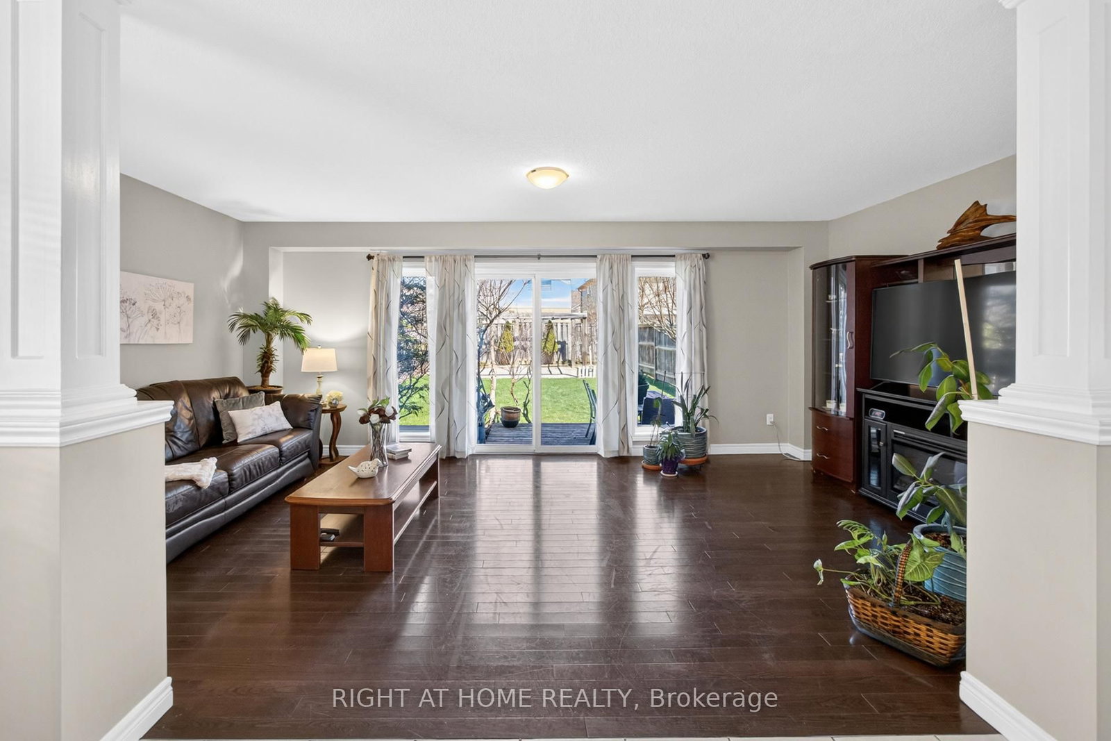 21 Mullin Drive • Guelph, ON photo 15