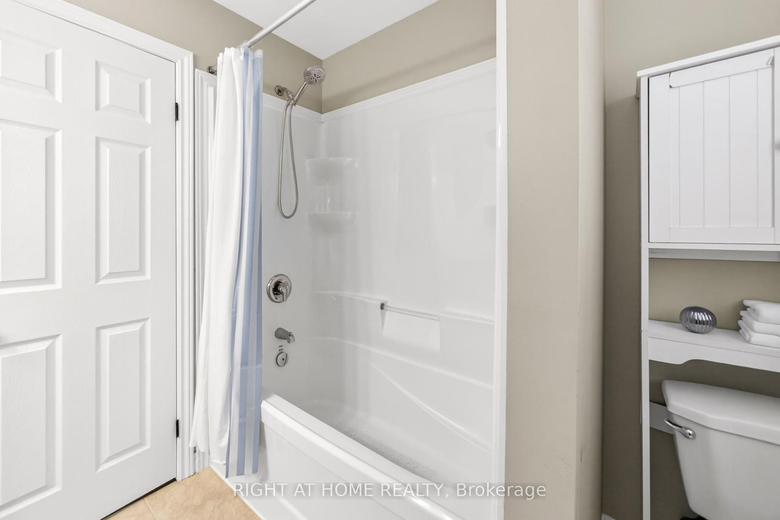 21 Mullin Drive • Guelph, ON photo 27