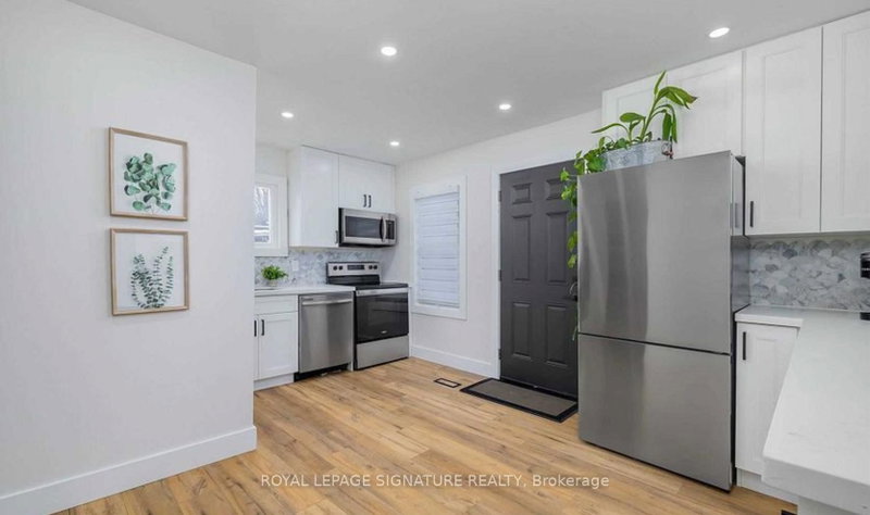 Main - 659 Dolph Street N