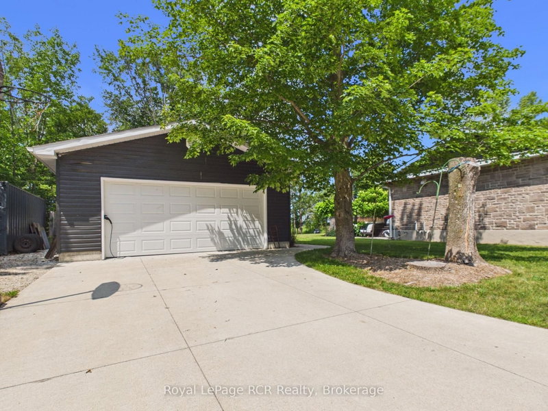 319370 Grey Road 1 Road