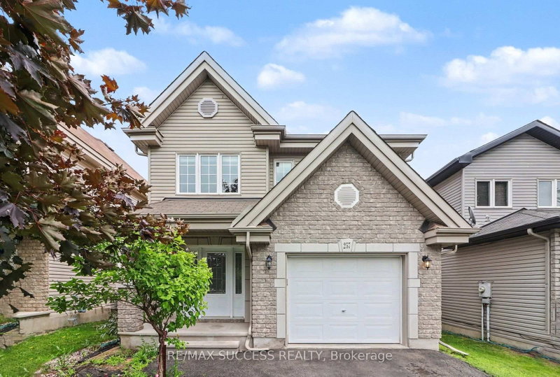 257 Mica Crescent