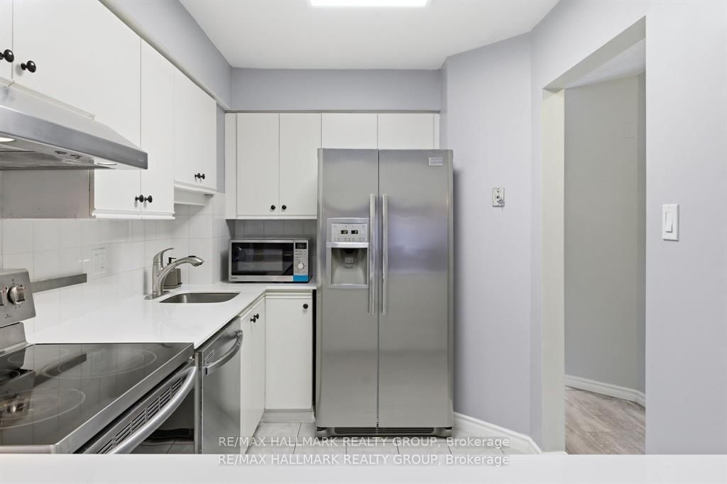 390 Briston Private • #3 • Ottawa, ON photo 10