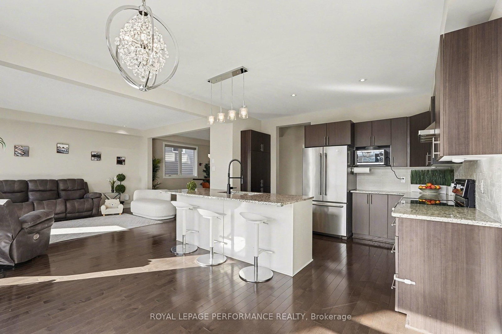 504 Yellow Birch Street • Orleans, ON photo 8