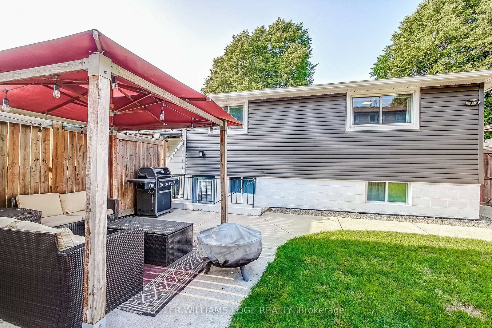 323 Cranbrook Drive • Hamilton, ON photo 44