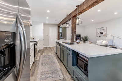 323 Cranbrook Drive • Hamilton, ON photo 5