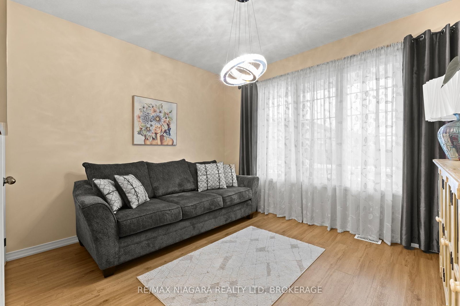 8424 Mulberry Drive • Niagara Falls, ON photo 18
