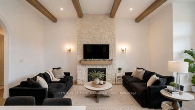 956 TRAILSWAY Avenue • London South, ON photo 8
